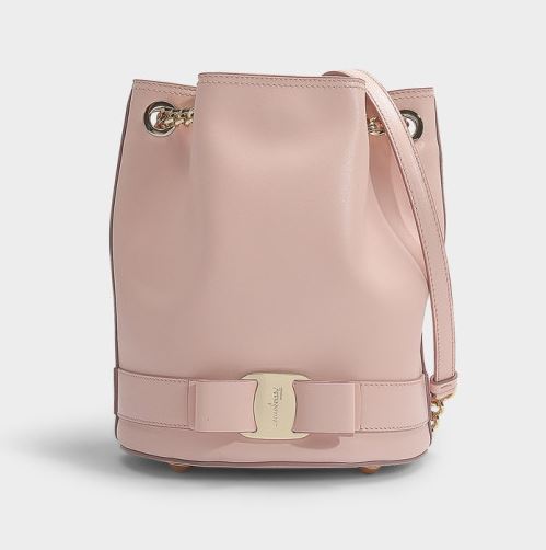 페라가모 가방 카프스킨 Vara Rainbow Bucket Bag in Bon Ton Calfskin